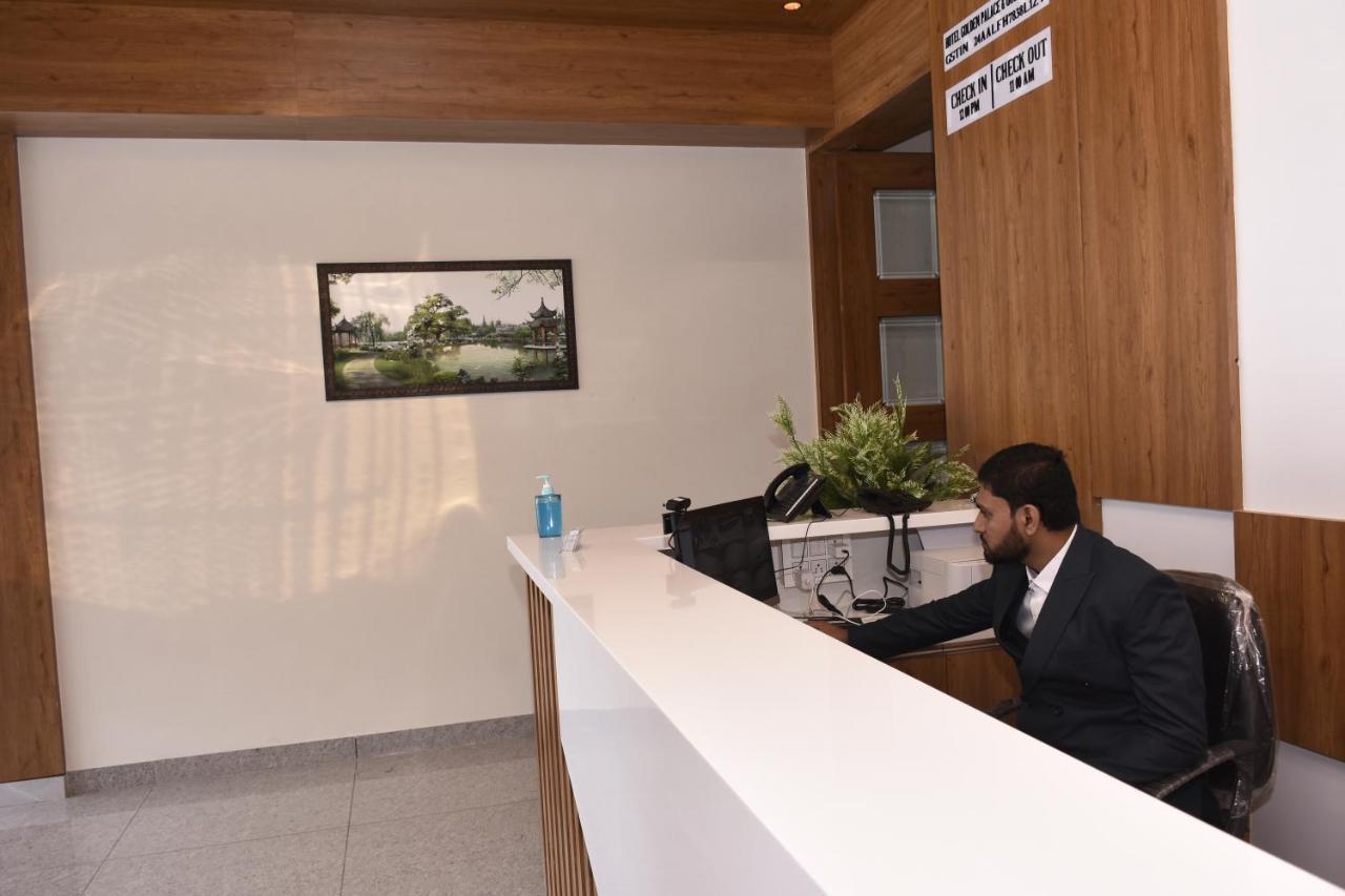 Hotel Golden Palace & Rooms Halol ภายนอก รูปภาพ